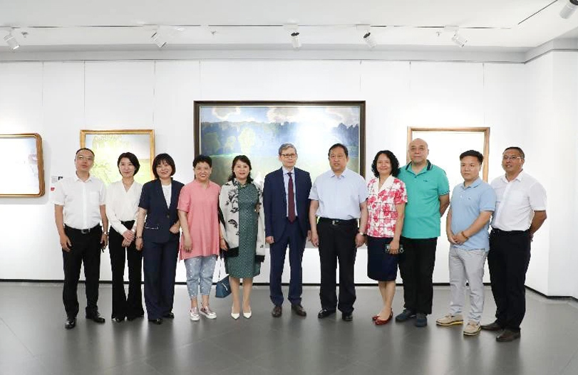 【文體活動】哈藥美術(shù)館“當(dāng)代”俄羅斯油畫展隆重開幕